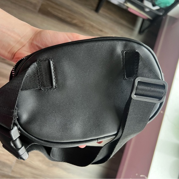 Crossbody black bag H&M - Picture 4 of 4